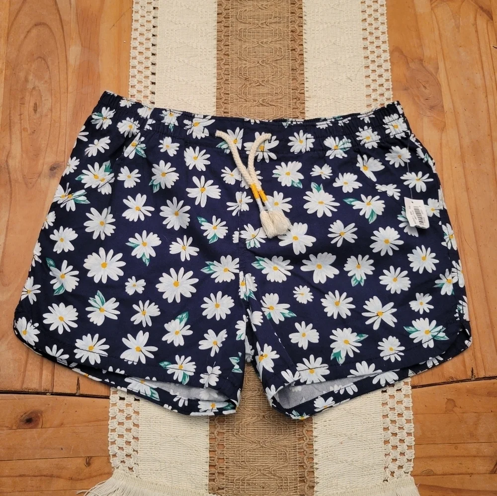 Old Navy Daisy Shorts